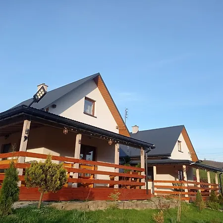 Domki W Bieszczadzkiej Dolinie Ustrzyki Dolne Exterior photo